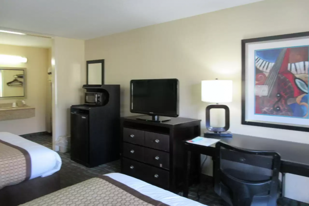Quality Inn Harriman 5/11