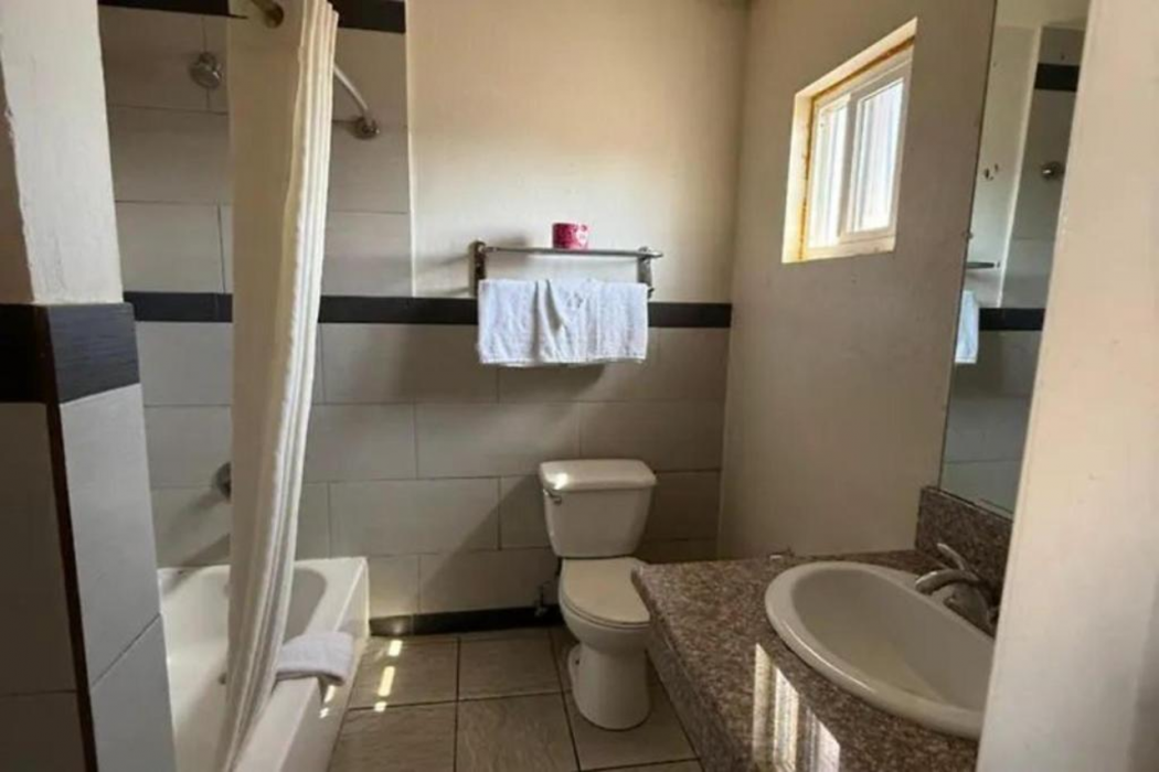 Robinhood Motel Anaheim West 10/15