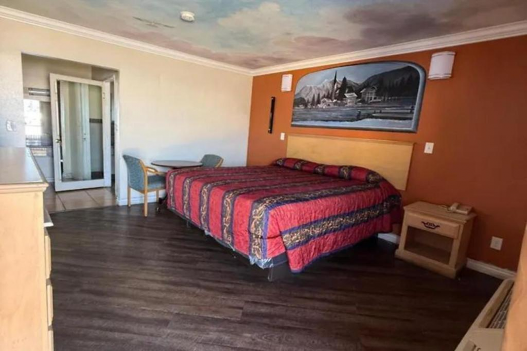 Room at Robinhood Motel Anaheim West, ANAHEIM - CA