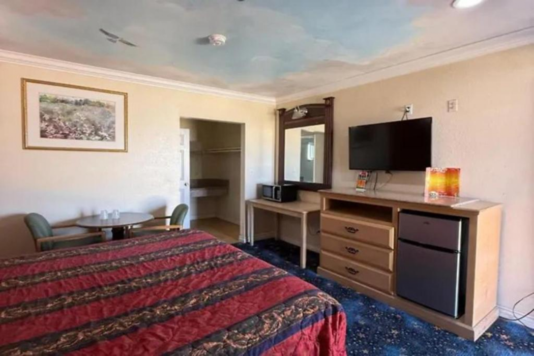 Robinhood Motel Anaheim West 7/15