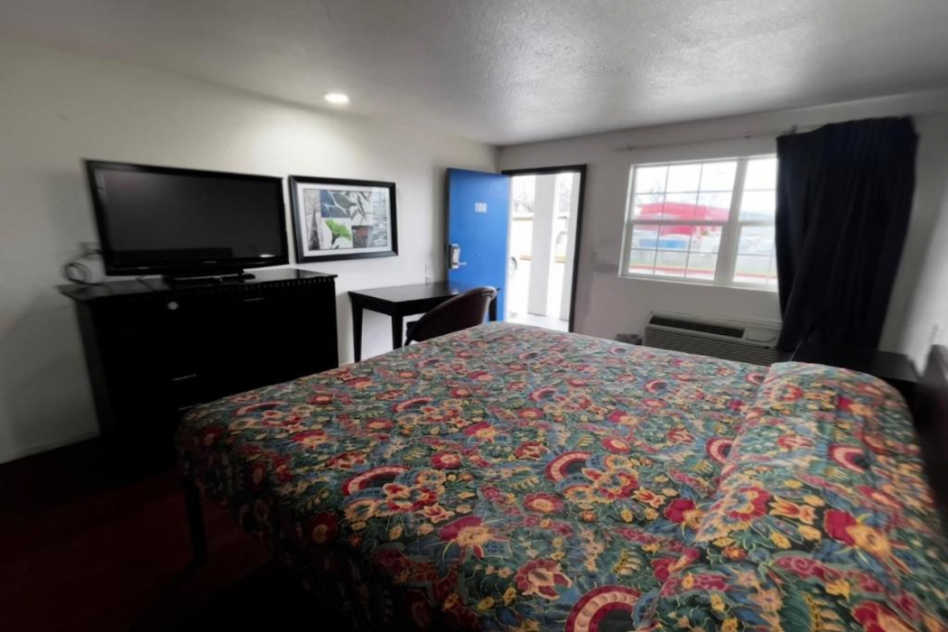 Deluxe Inn Motel By OYO Grand Prairie Interstate 30 12/16