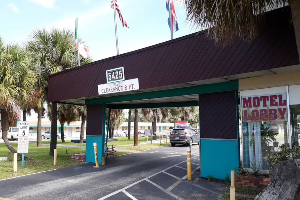 Arrow Motel by OYO Near Downtown image