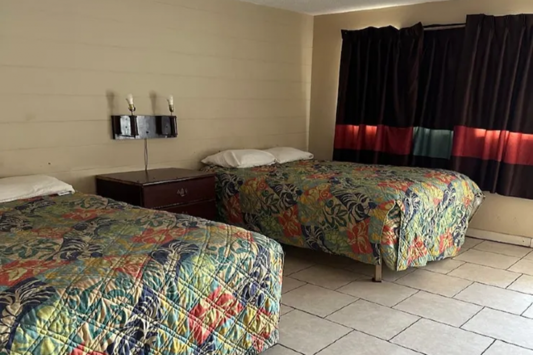 Arrow Motel by OYO Near Downtown 14/49