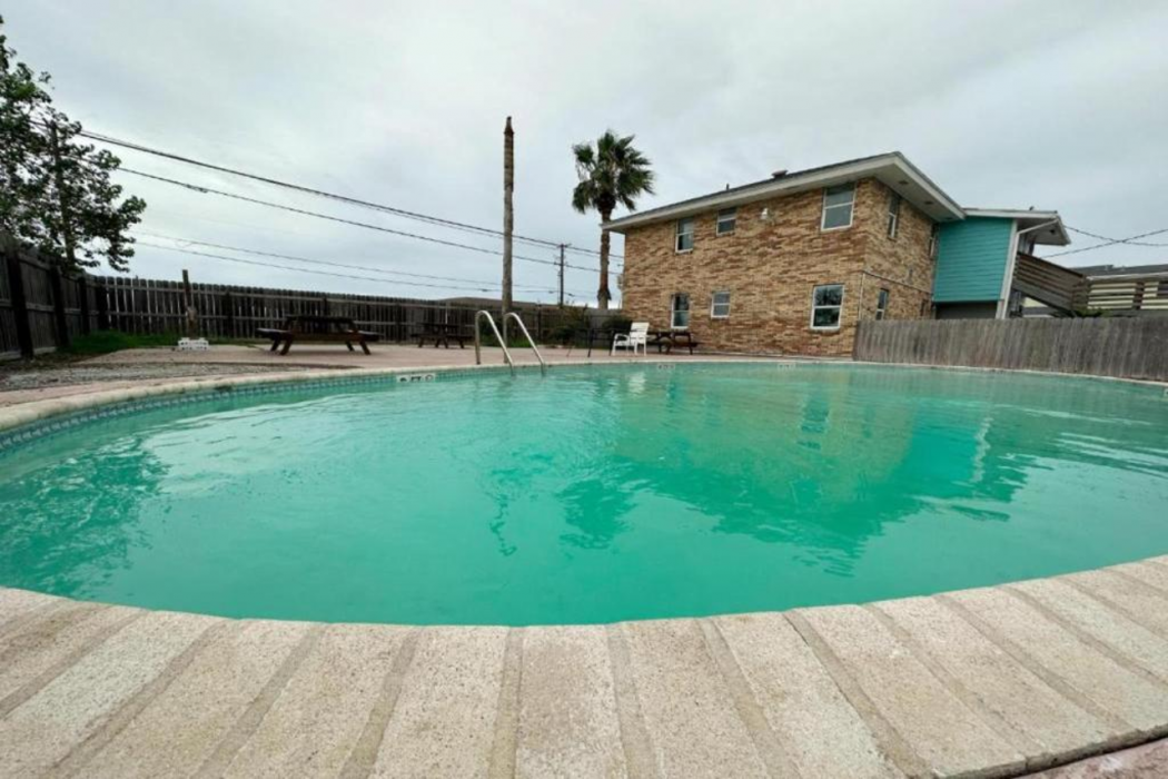 Village Inn Motel Rockport near Aransas Bay 29/50