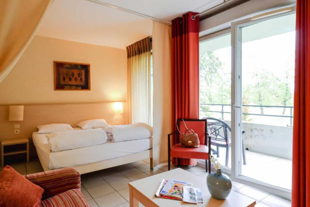 Adonis Divonne-les-bains Residence Du Lac 7/16