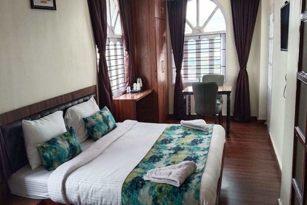 Ecotel Kolkata 8/23