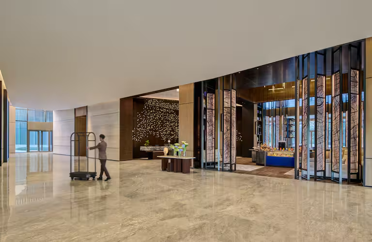 Hilton Shanghai Zhangjiang Science City 9/85