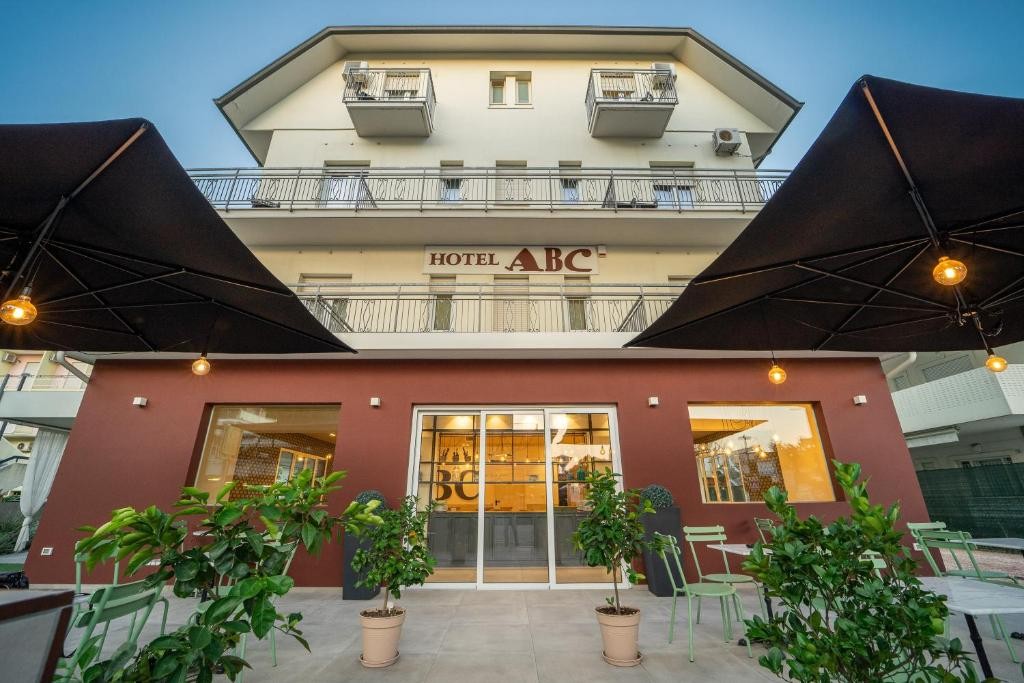 Hotel Abc 3/78
