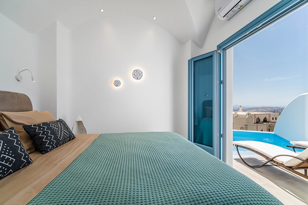Aegean Blue Suites 12/99