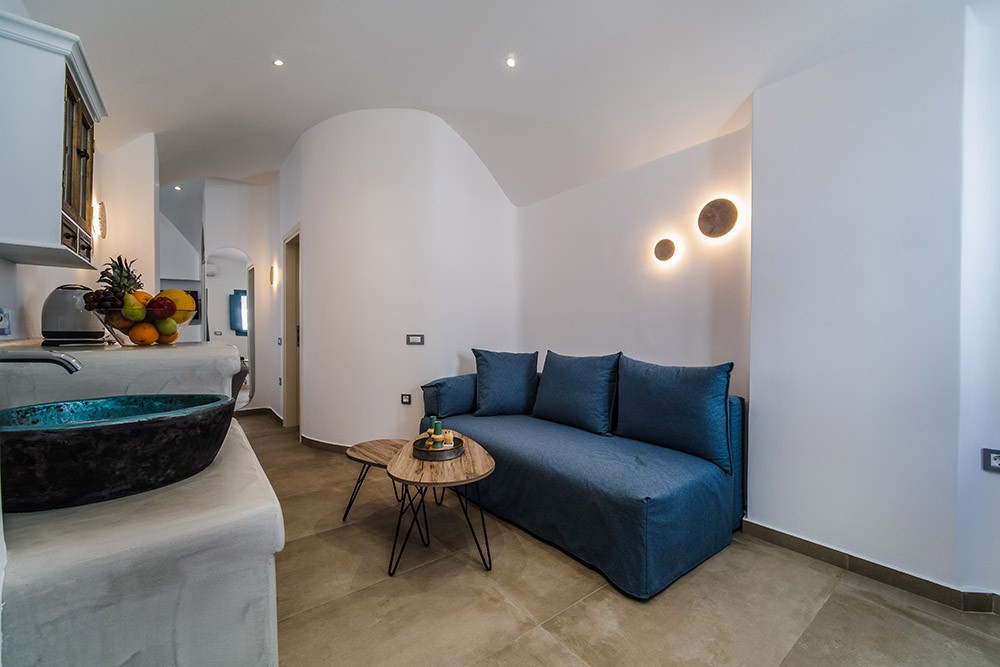 Aegean Blue Suites 42/99
