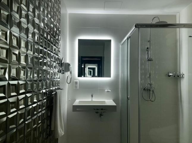 Hotel Onyx By Luna 32/61