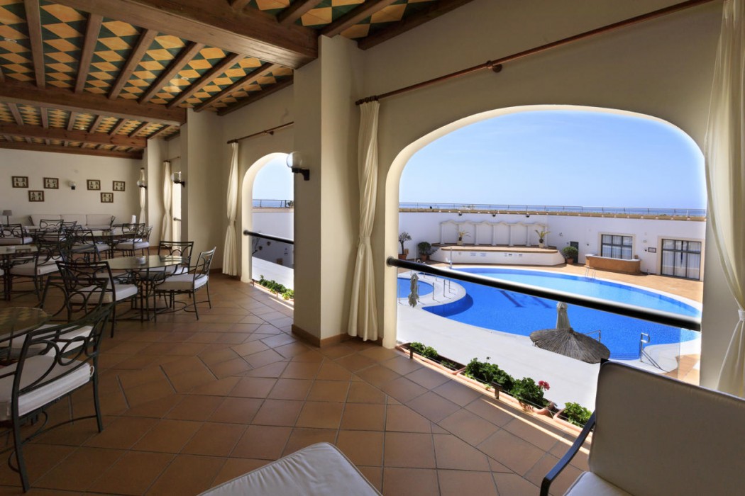 Duque de Najera Hotel 61/106