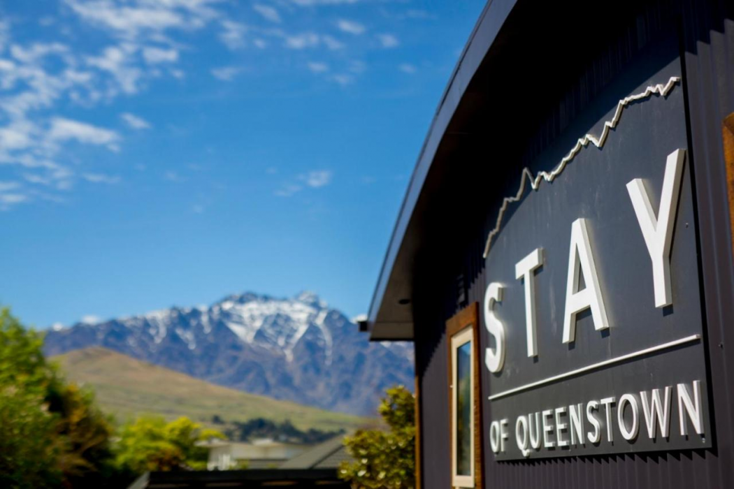Stay of Queenstown 2/60