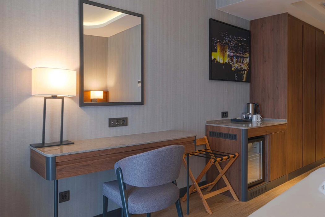 Azura World Hotel 5/46