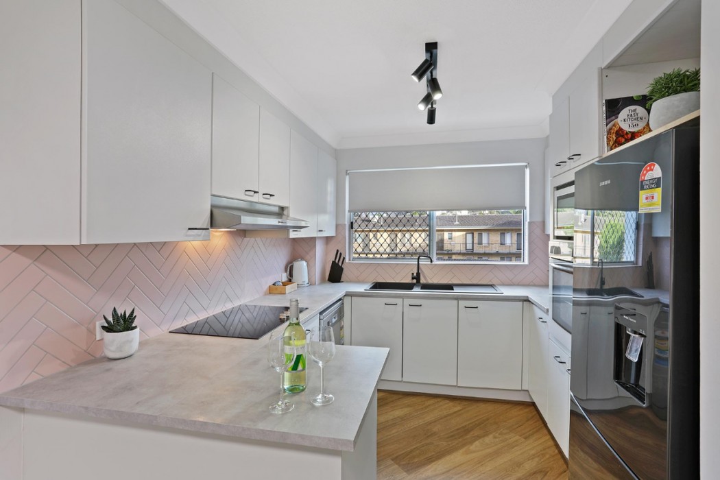 Le Beach Apartments 15/73