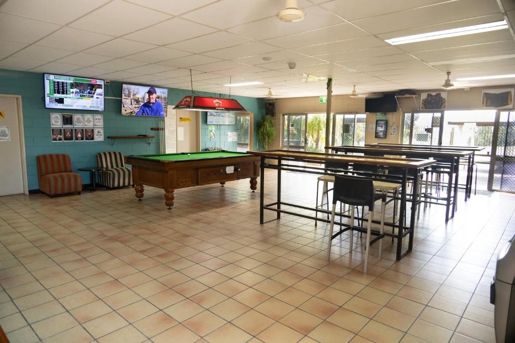 Wongai Beach Hotel 34/75