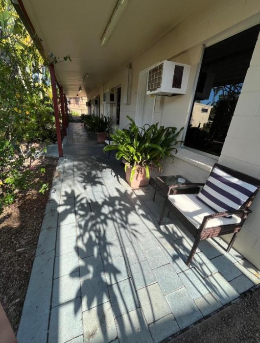 Wongai Beach Hotel 39/75