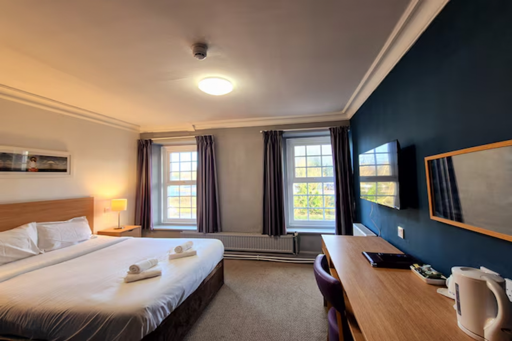 OYO Eden Arms Hotel, Durham 8/13