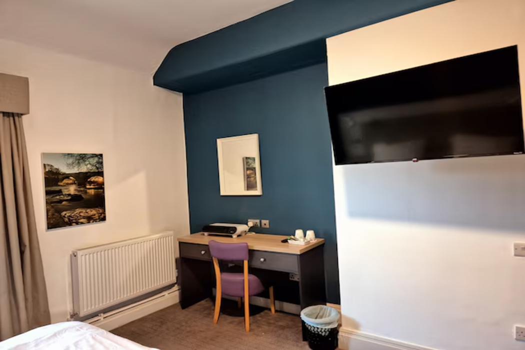 OYO Eden Arms Hotel, Durham photo3
