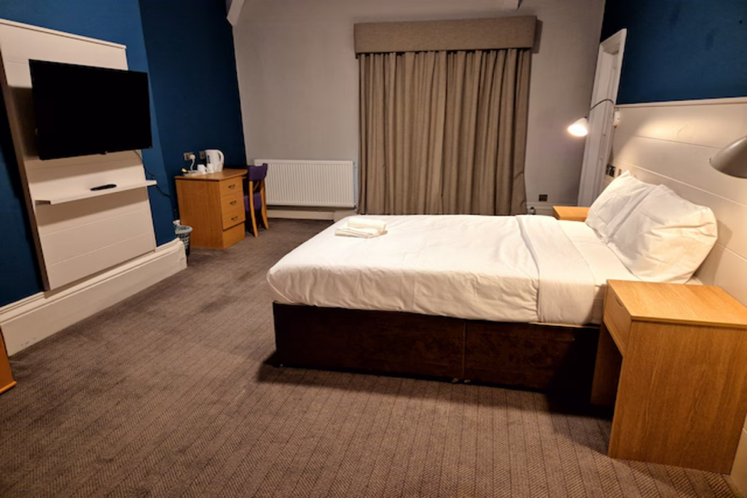 OYO Eden Arms Hotel, Durham 9/13