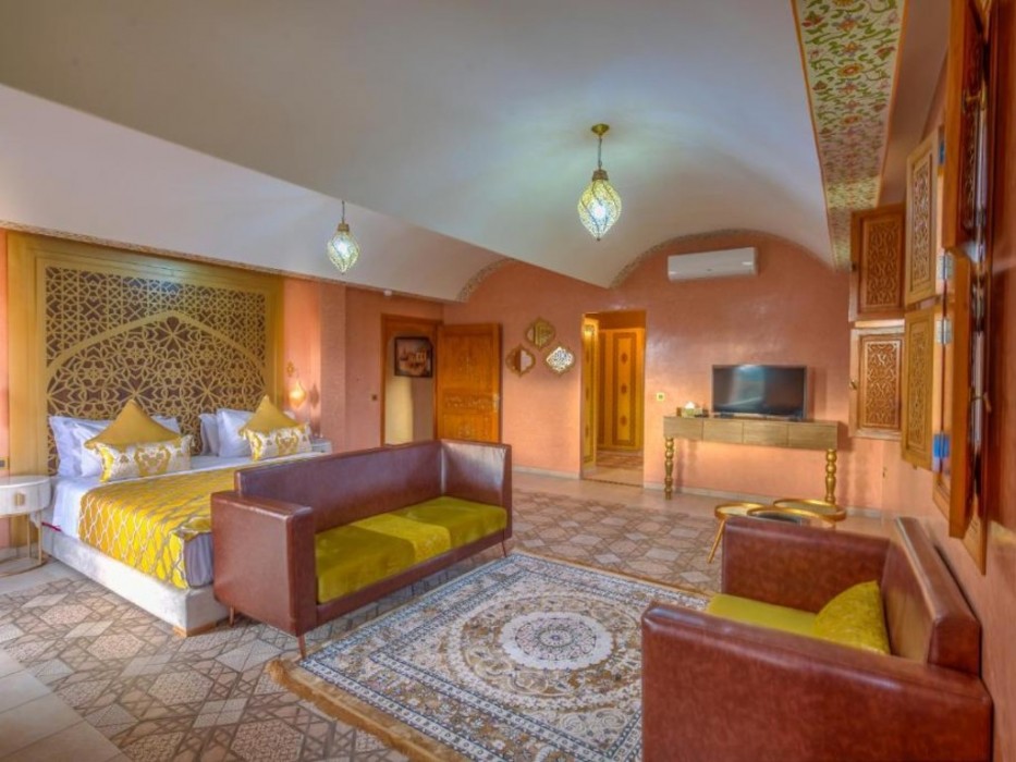 Atlas Castle Marrakech 10/69