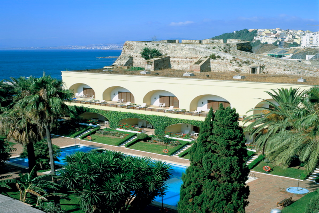 Parador De Ceuta 2/21