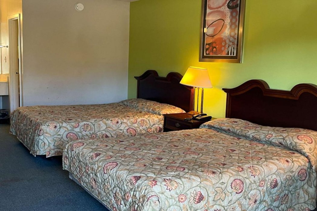 Motel6 Bracey, VA - I-85 12/32