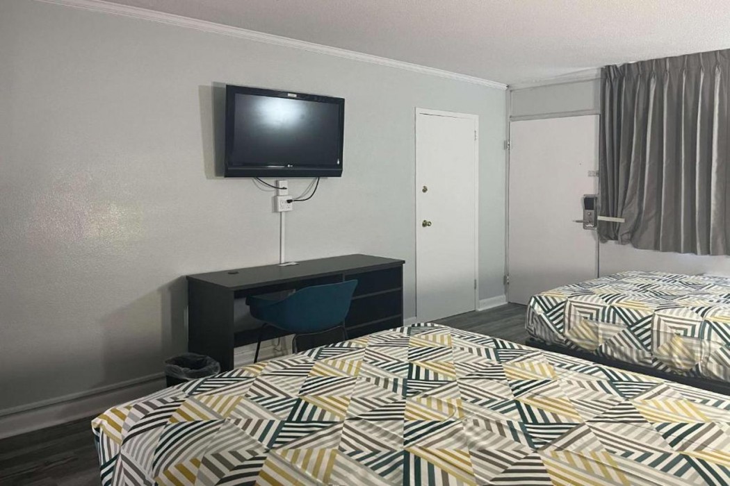 Studio6 Suites Pocomoke City, MD 11/27