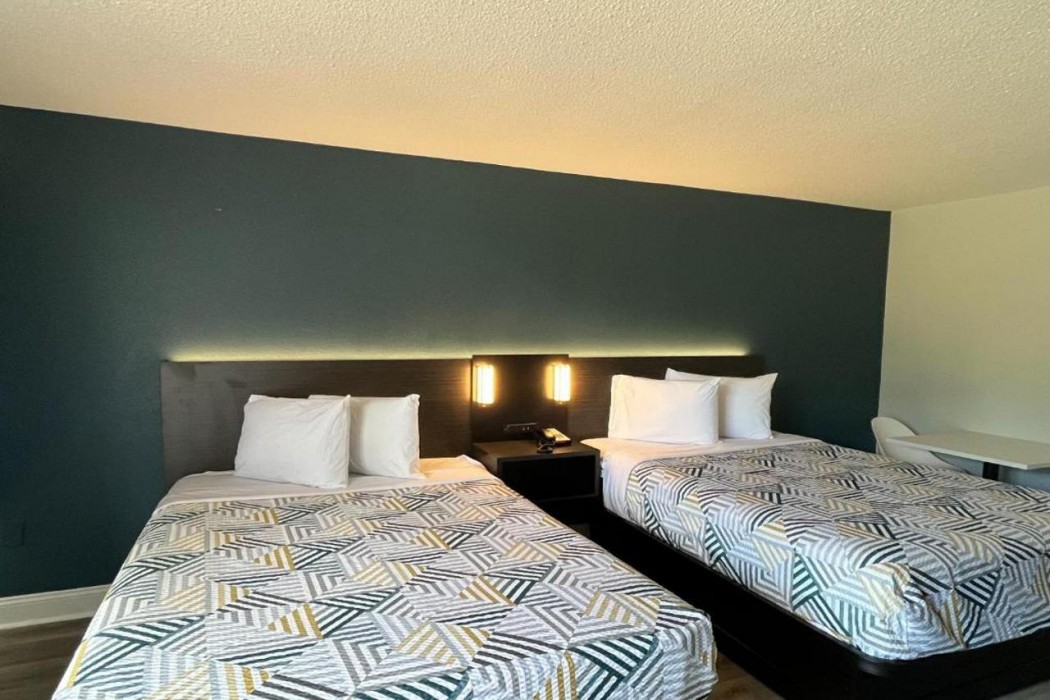 Studio6 Hammond, LA – I12 – I55 9/49