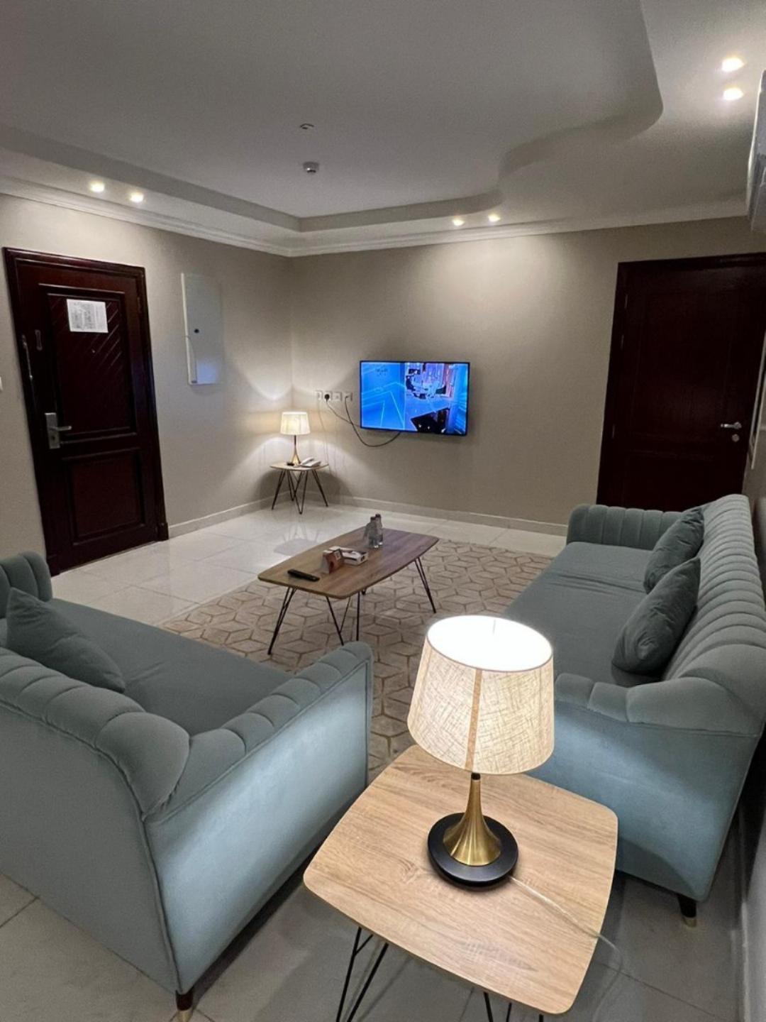 Rooms and lounge King bed