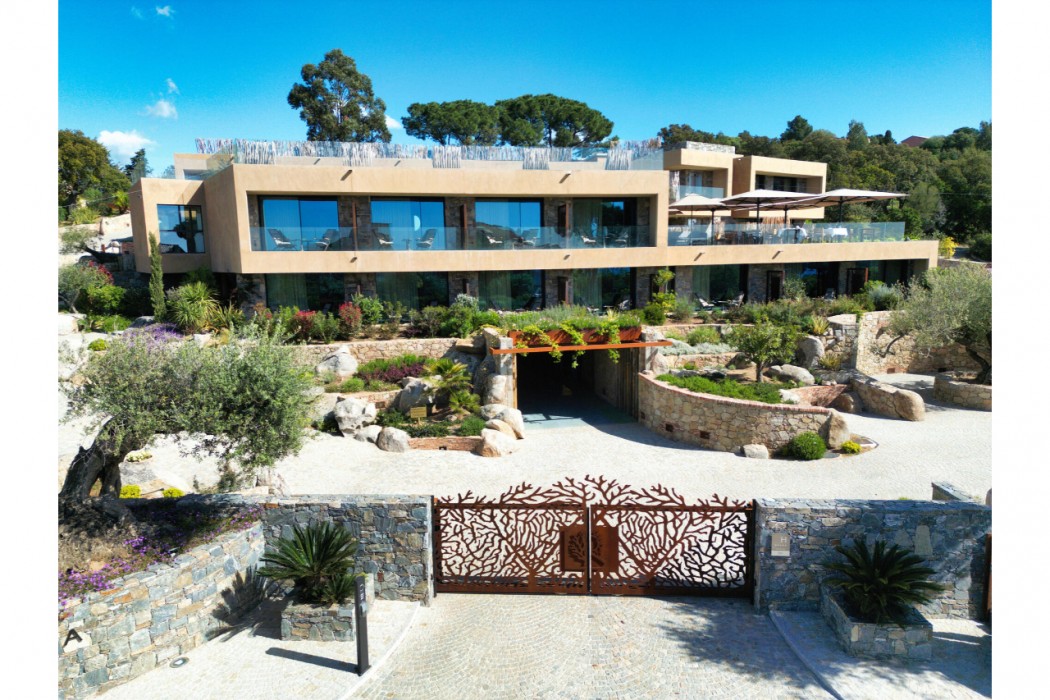 Les Regalia Hotel & Spa 29/91