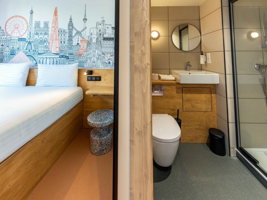 easyHotel Valencia Ciutat Vella 11/13