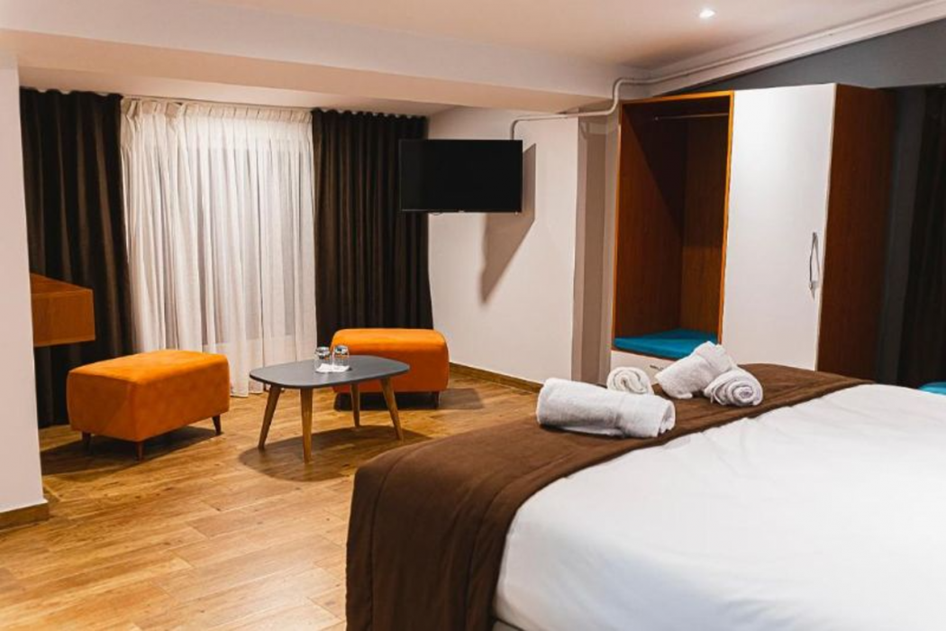 Olivar Hotel Tirana 7/60