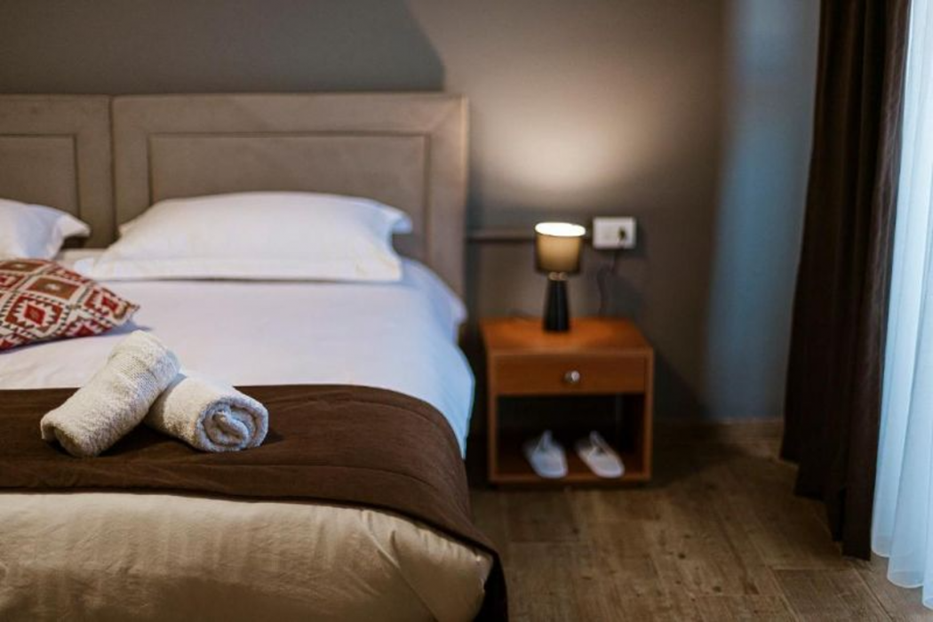 Olivar Hotel Tirana 8/60