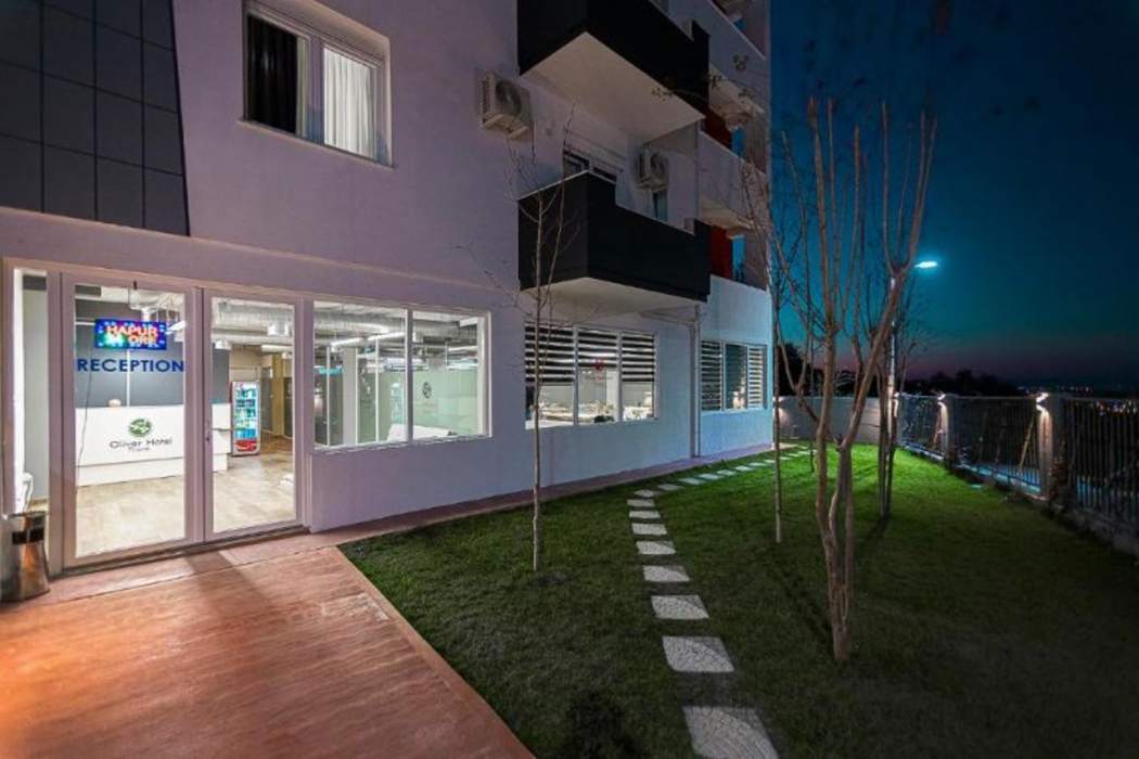 Olivar Hotel Tirana in Farke