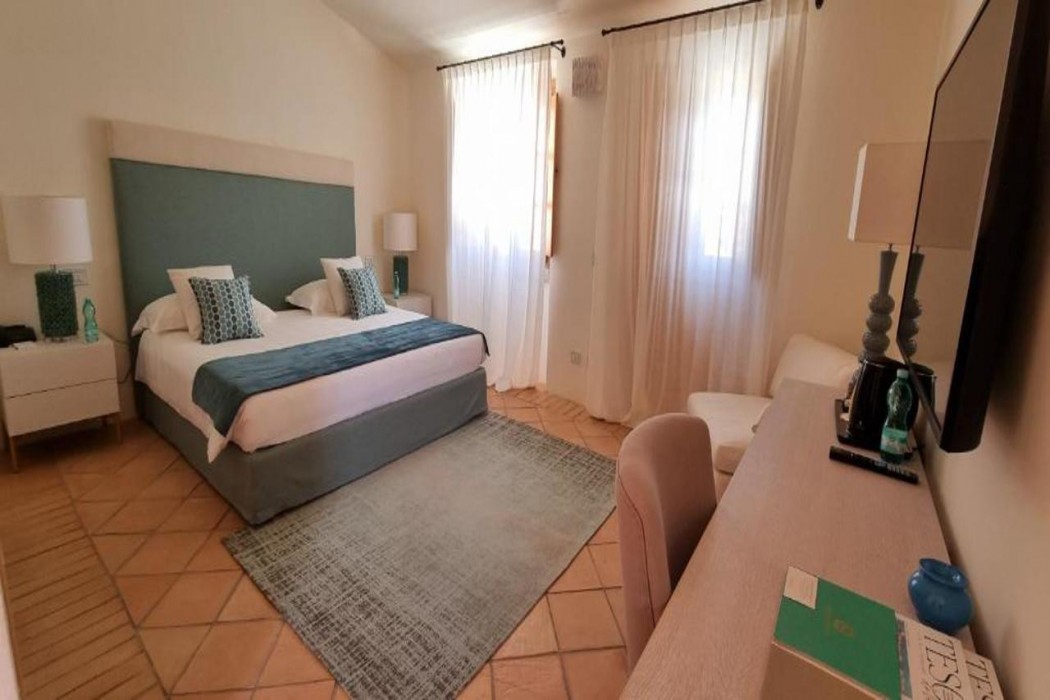 HOTEL BORGO SMERALDO 24/32