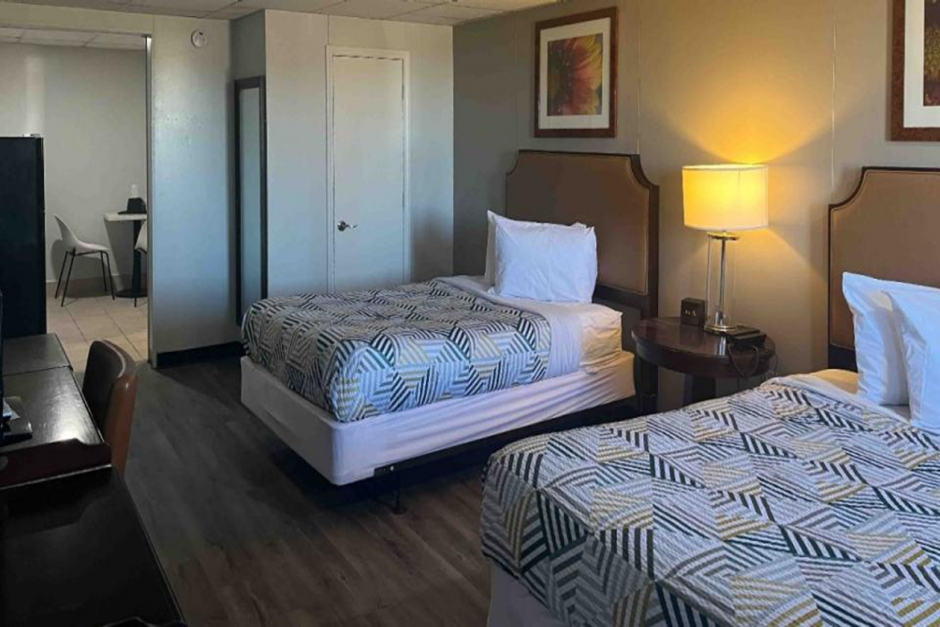 Studio6 Borger, TX – Boom Town 13/36