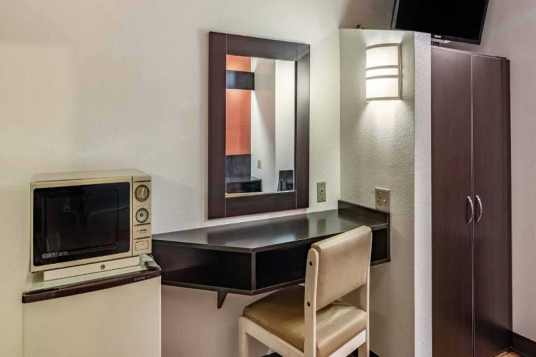 Motel6 Chattanooga, TN - Downtown 10/40