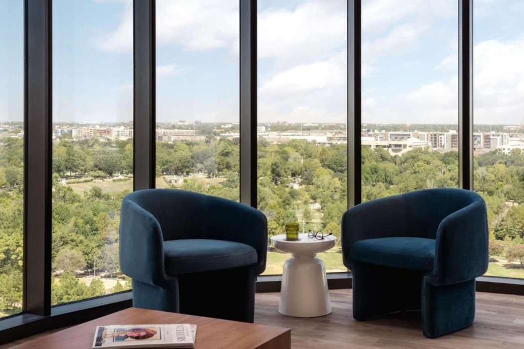 Thompson Houston, by Hyatt 35/72