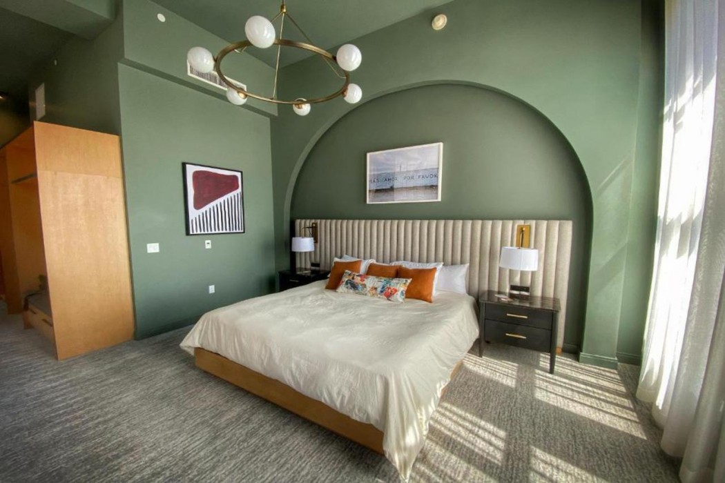 Kinn Guesthouse Downtown 8/17