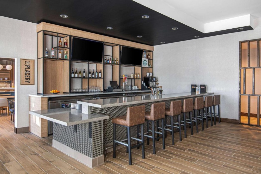 Hyatt Place Newark/Silicon Valley 27/64