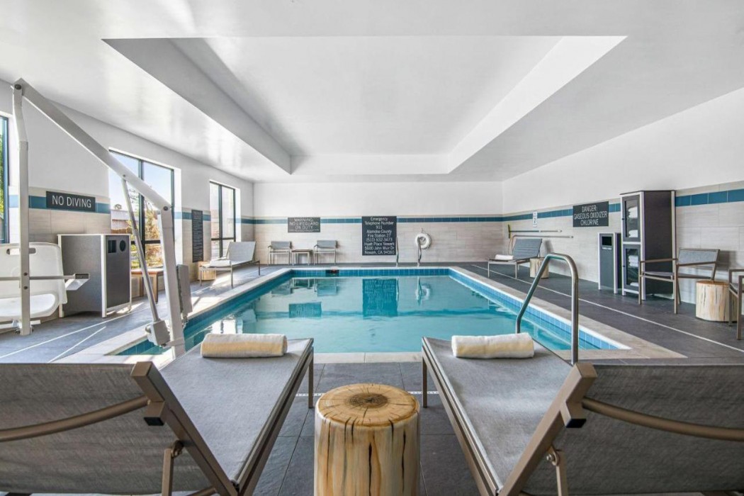 Hyatt Place Newark/Silicon Valley 32/64