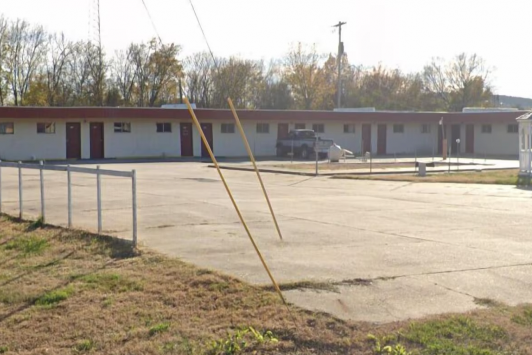 OYO Holiday Capri Motel & Rv Park in Booneville