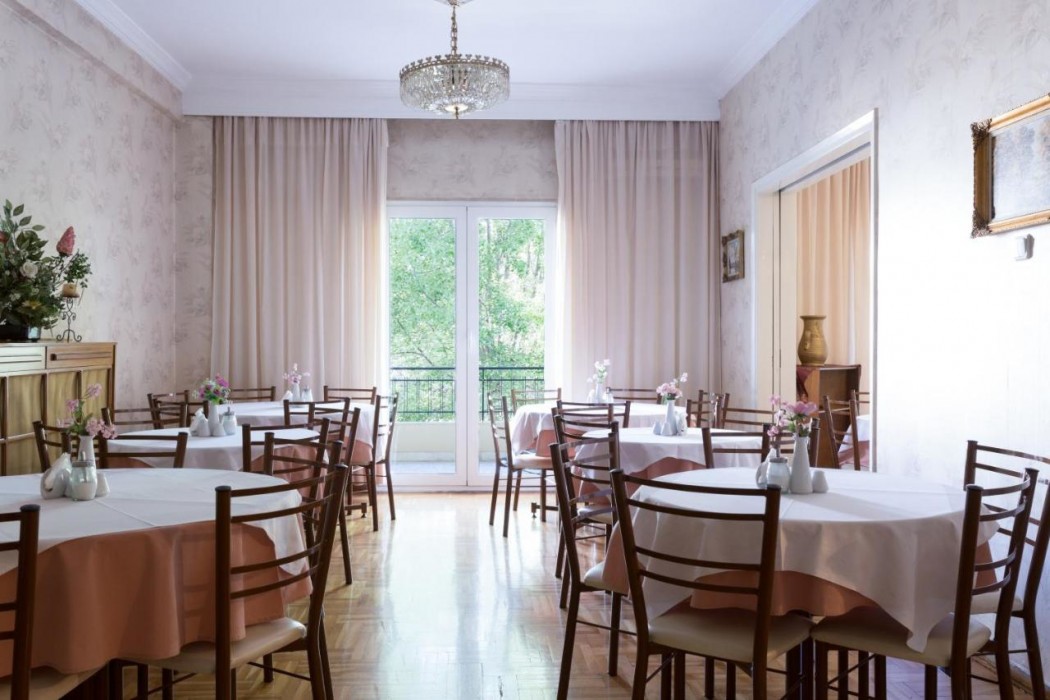 Anesis Hotel 40/50