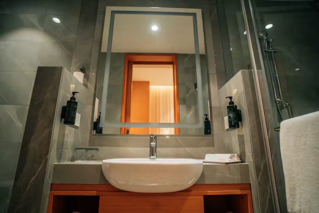Ramada Encore by Wyndham Lucknow Airport 24/48