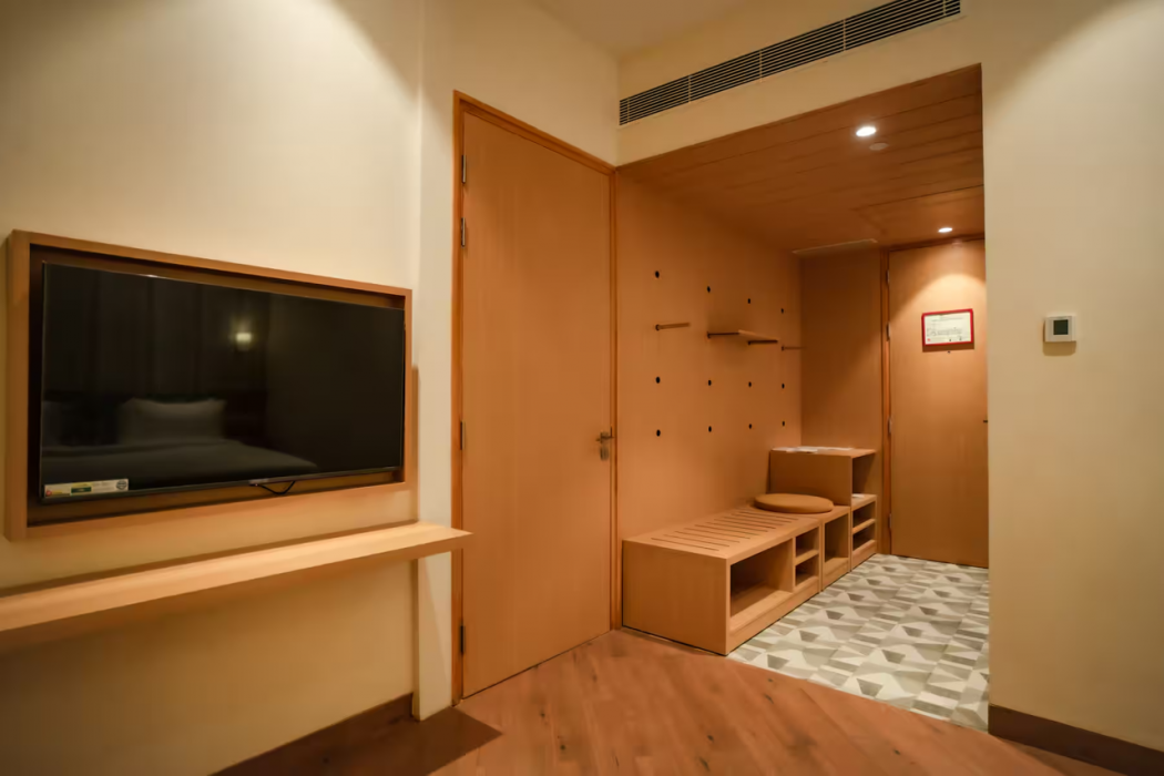 Ramada Encore by Wyndham Lucknow Airport 17/48