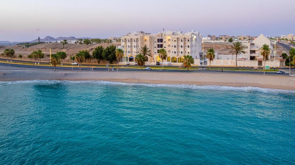 فندق نعمة الوجه(Neema Hotel Al Wajh) 37/43