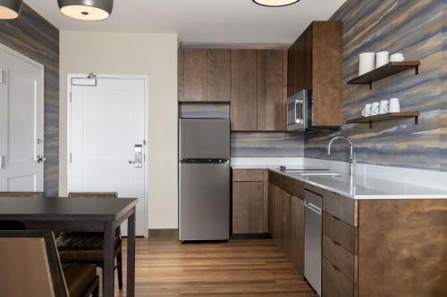 Residence Inn by Marriott Arvada Denver West 13/45