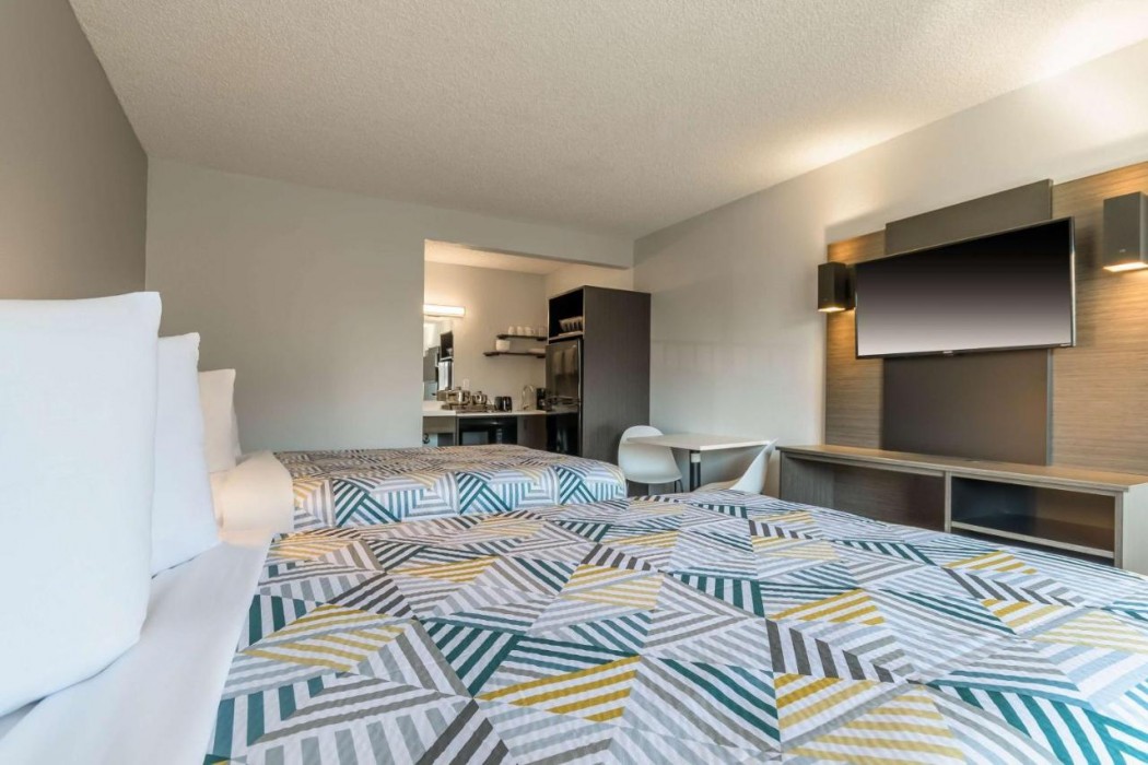 Studio6 Hayward, CA – Silicon Valley Gateway 11/33
