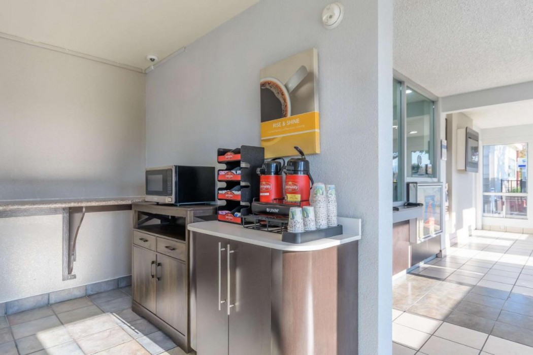 Studio6 Hayward, CA – Silicon Valley Gateway 21/33